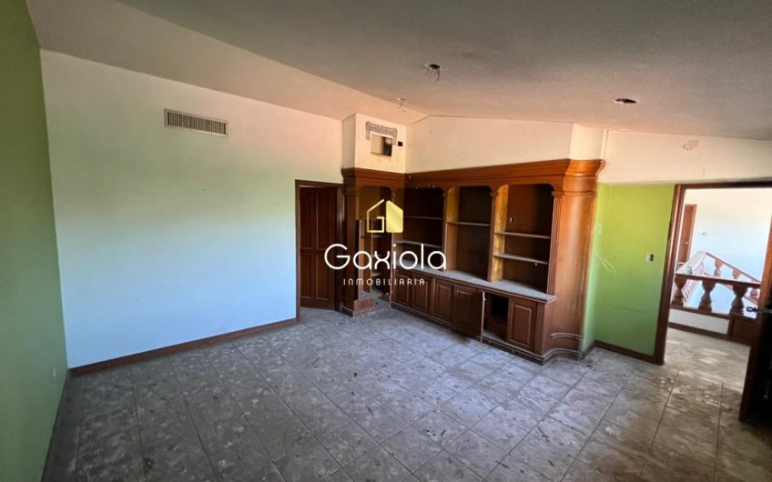 Se vende casa como Terreno de 1339 m2 en Col. Guadalupe