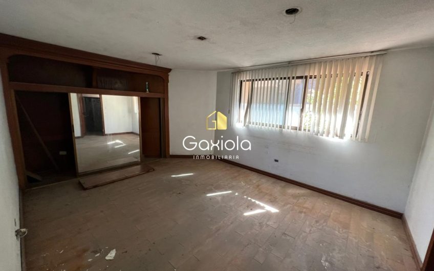 Se vende casa como Terreno de 1339 m2 en Col. Guadalupe