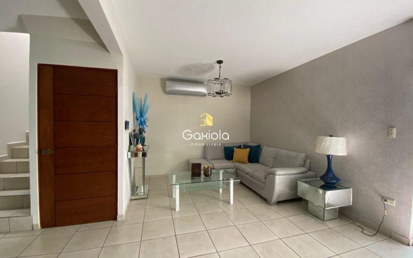 Se VENDE casa ubicada en Residencial Altamira