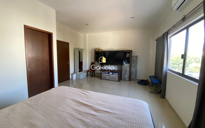 Se VENDE casa ubicada en Residencial Altamira