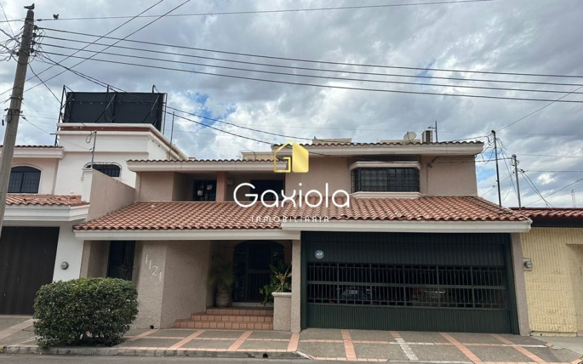 se VENDE casa de oportunidad, sector Las Quintas