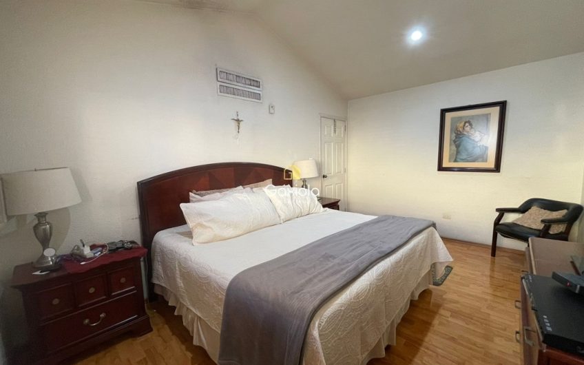 se RENTA casa en privada Chapultepec