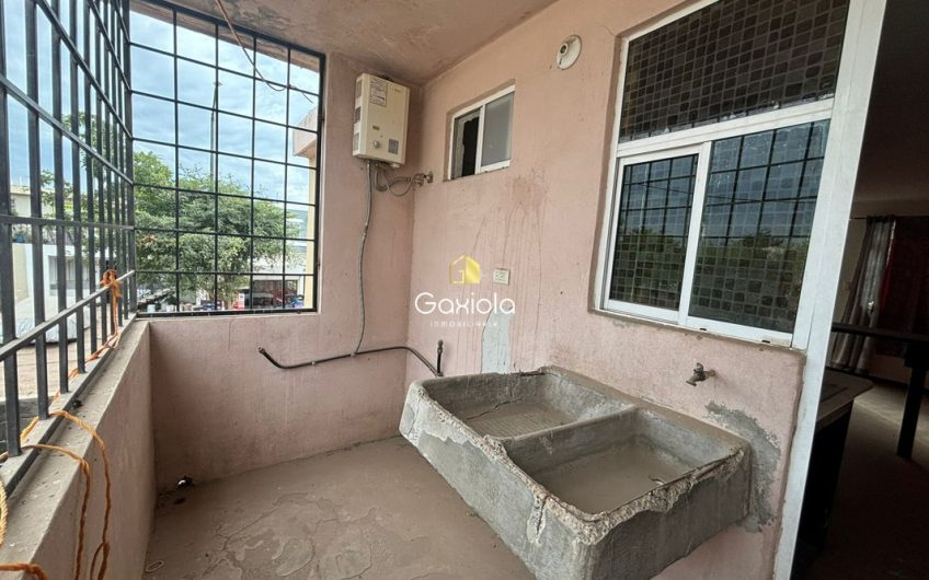 se VENDE departamento en planta alta, sector villa del prado