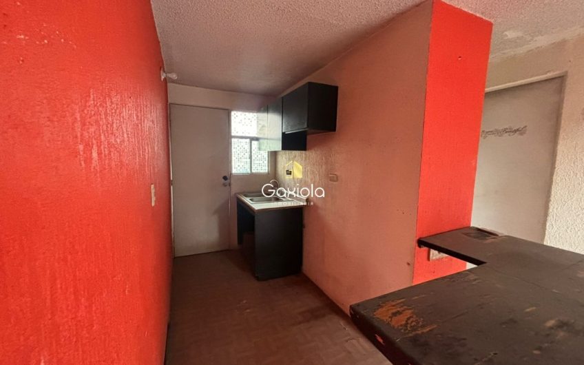 se VENDE departamento en planta alta, sector villa del prado