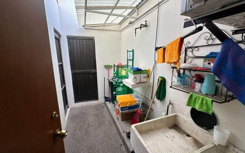 se VENDE oficina  en col. Guadalupe