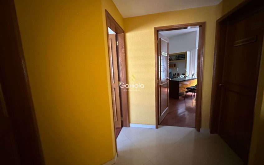 se VENDE oficina  en col. Guadalupe