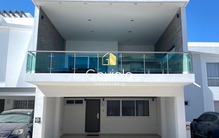 se RENTA casa en residencial Britania con área común