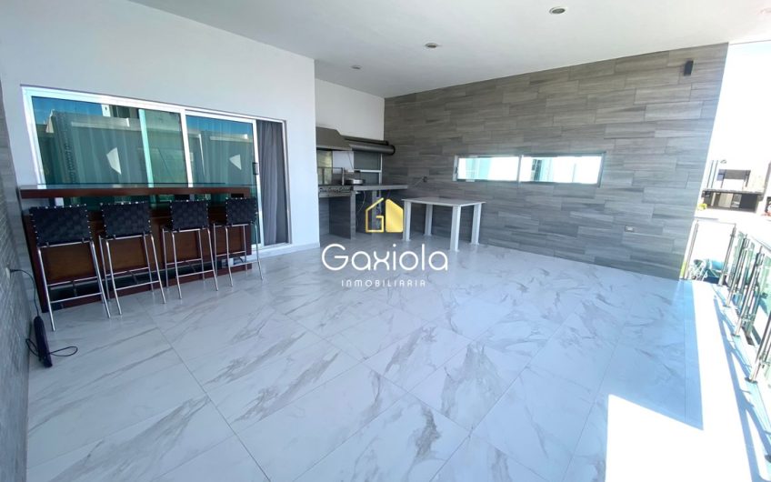 se RENTA casa en residencial Britania con área común