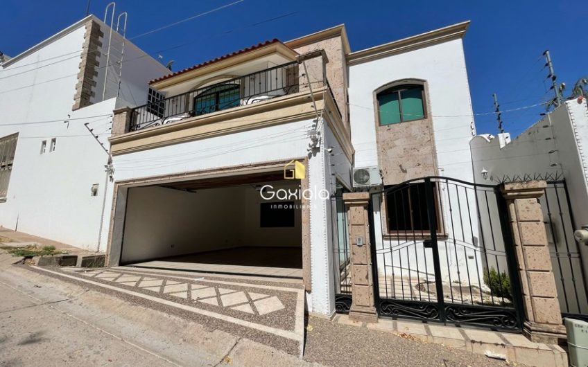 Se RENTA casa semiequipada en Colinas de San Miguel