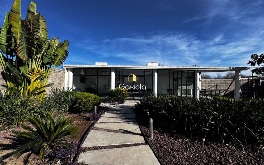 Se VENDE departamento en segunda planta con acceso controlado y área común en Barrancos