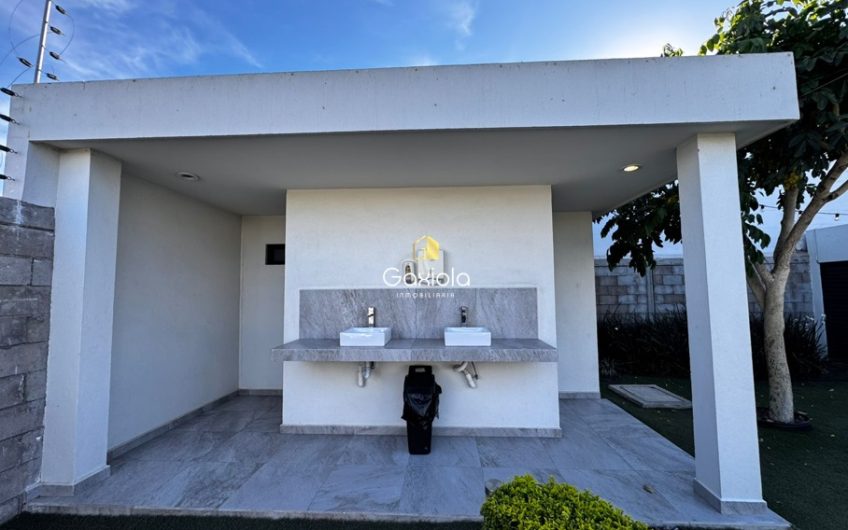 Se VENDE departamento en segunda planta con acceso controlado y área común en Barrancos
