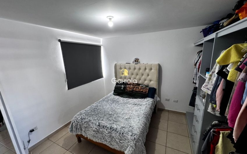Se VENDE departamento en segunda planta con acceso controlado y área común en Barrancos