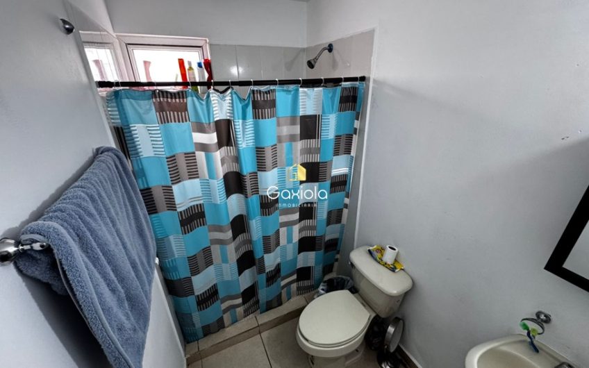 Se VENDE departamento en segunda planta con acceso controlado y área común en Barrancos