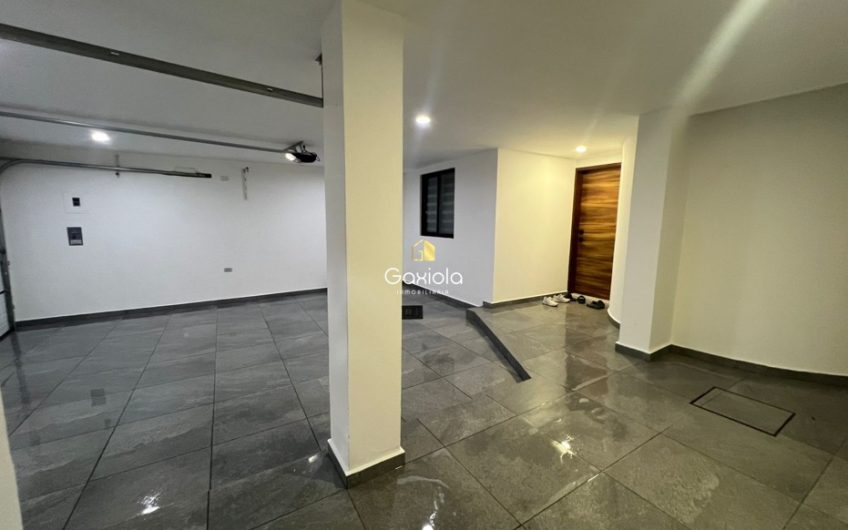 Se RENTA casa amueblada en Fracc. Las Palmas