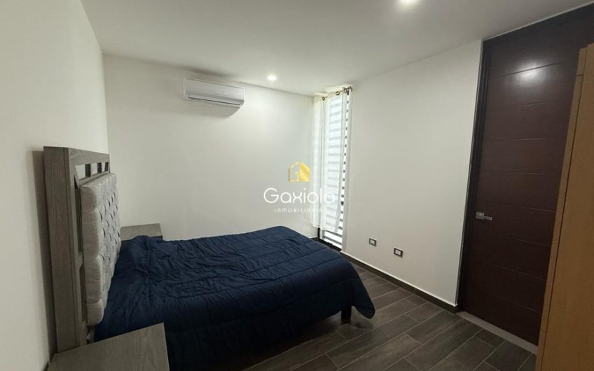 se VENDE casa ubicada en privada con acceso controlado y área común, sector Valle Alto, Novum Residencial