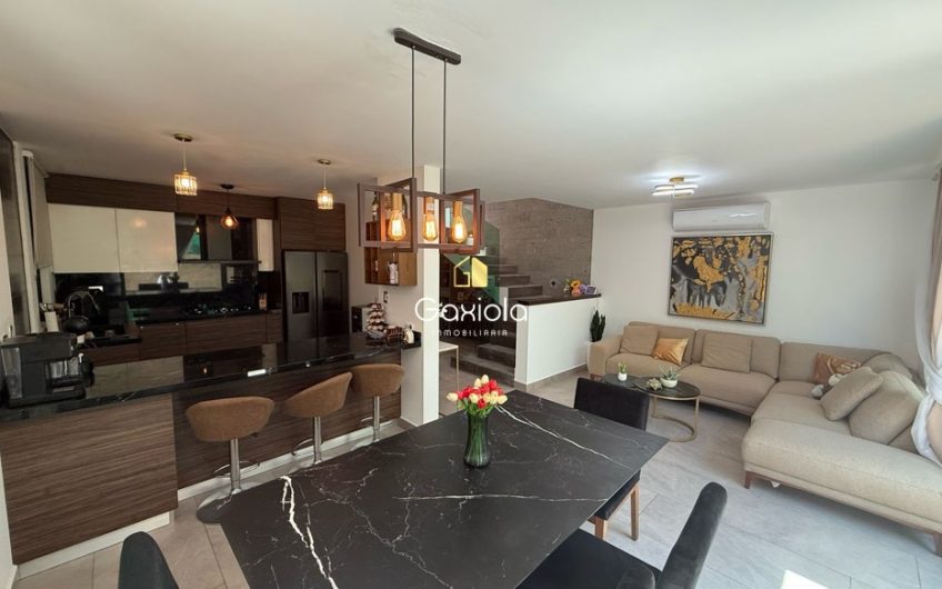 se VENDE casa ubicada en privada con acceso controlado y área común, sector Valle Alto, Novum Residencial