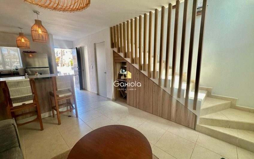 Se VENDE casa en privada Punta Esmeralda Grand, Altata