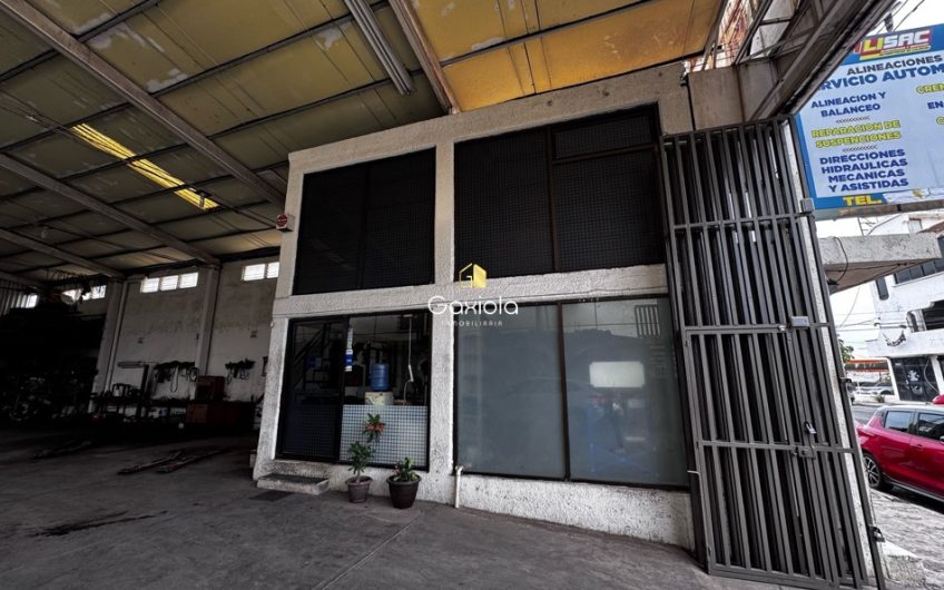 Se RENTA loca, para taller mecánico con oficinas y bodega de resguardo, Col. Industrial Bravo