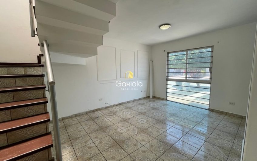 Se VENDE casa en Privada Bonanza, sector Tres Rios