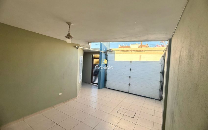 Se VENDE casa de un piso en sector Loma Linda