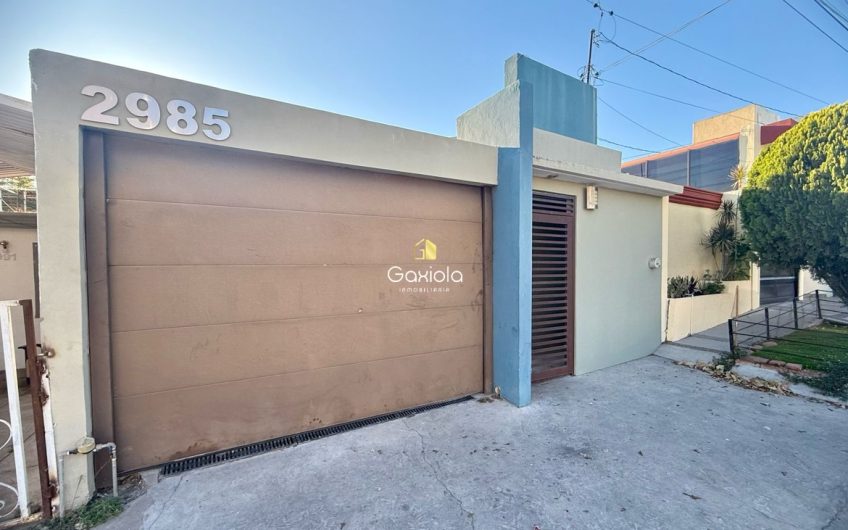 Se VENDE casa de un piso en sector Loma Linda