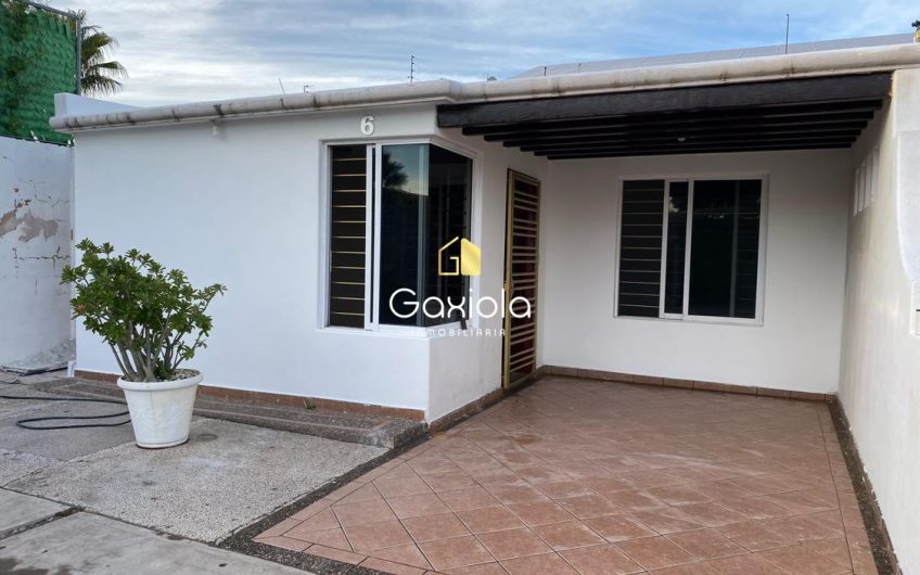 Se RENTA casa de un piso en sector Tierra Blanca con acceso controlado
