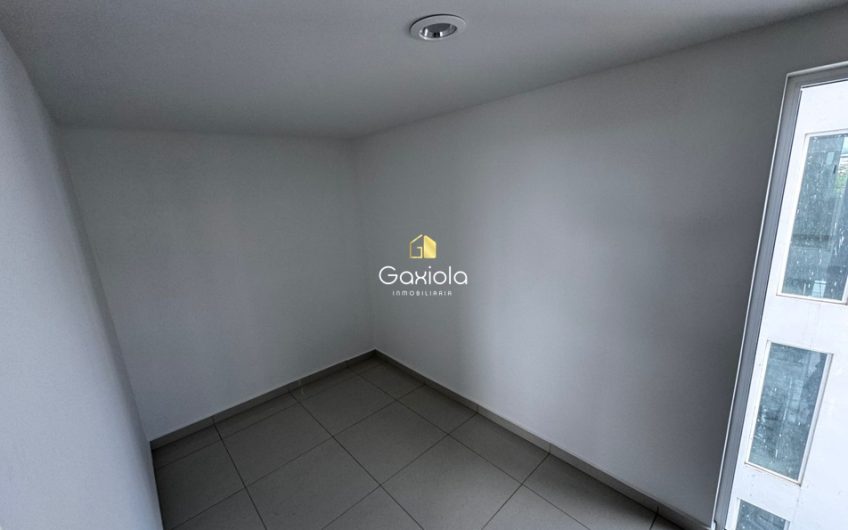 Se VENDE departamento en Torre Antaria con acceso controlado y área común con alberca