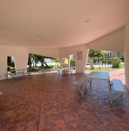 Se RENTA casa en privada Perisur con acceso controlado y dos areas comunes