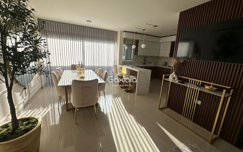 Se VENDE casa en Privada Portalegre, frente al área comun