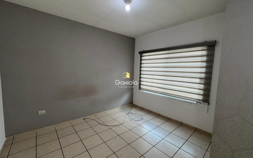Se RENTA casa en Privada Bonanza, sector Tres Ríos