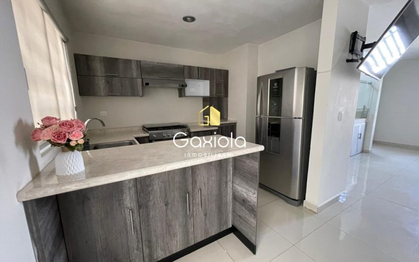 Se RENTA Casa amueblada, ubicada en Privada con alberca, sector aeropuerto, San Luis Residencial