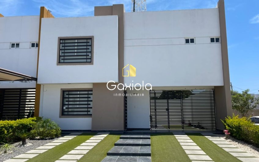 Se RENTA Casa amueblada, ubicada en Privada con alberca, sector aeropuerto, San Luis Residencial