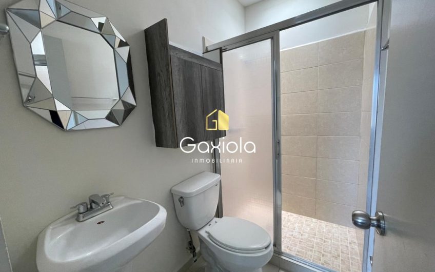 Se RENTA Casa amueblada, ubicada en Privada con alberca, sector aeropuerto, San Luis Residencial