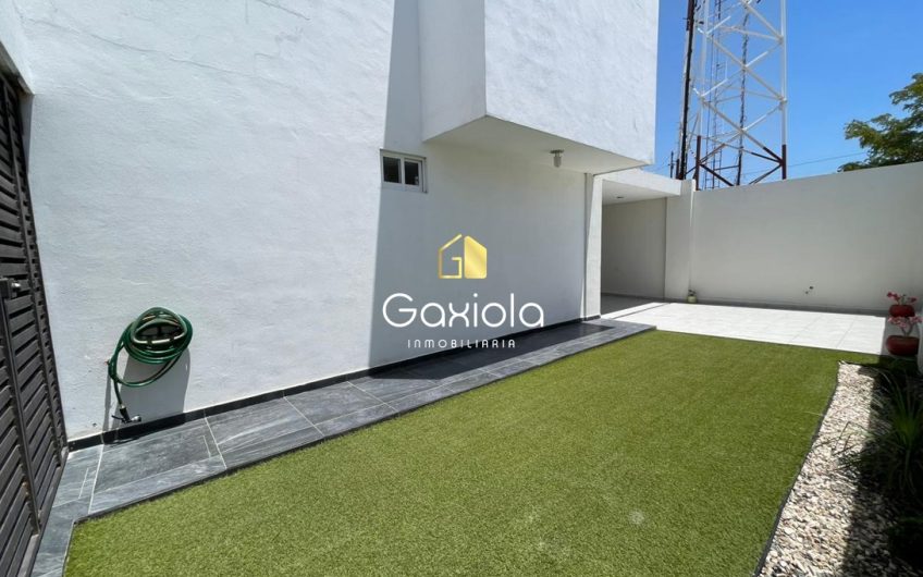 Se RENTA Casa amueblada, ubicada en Privada con alberca, sector aeropuerto, San Luis Residencial