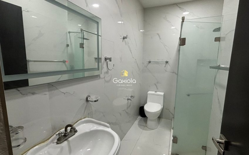 Se RENTA casa de un piso en Valle Alto Verde