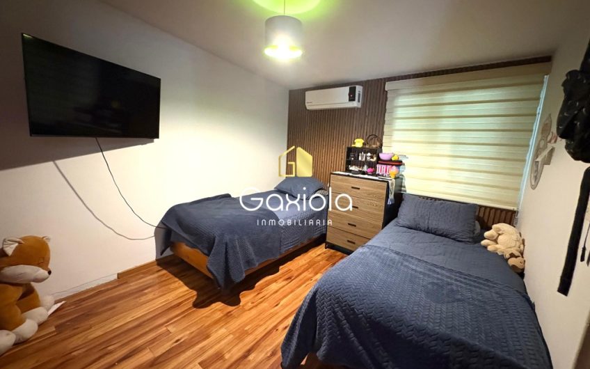 Se RENTA Casa (sin muebles), ubicada en Col. Stase