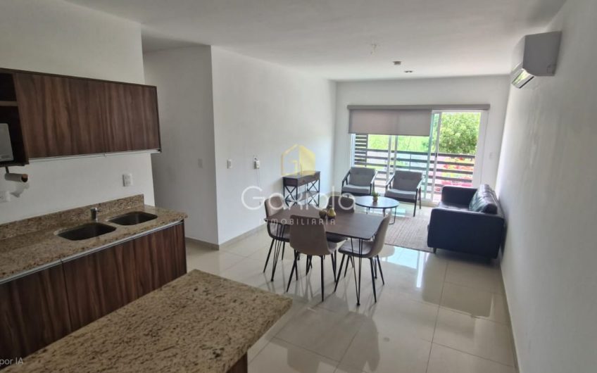 Se VENDE o SE RENTA Departamento AMUEBLADO, ubicado en privada con acceso controlado y roof garden, La Conquista