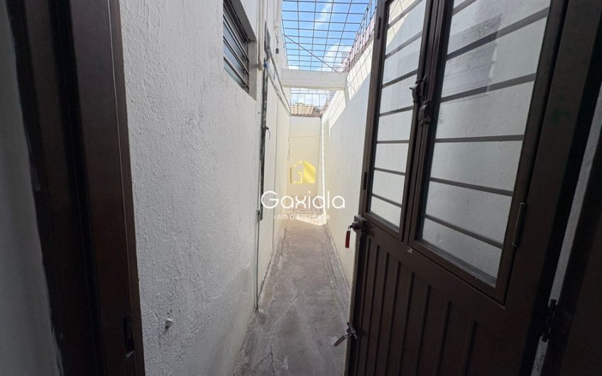 Se RENTA casa en privada, sector Tierra Blanca