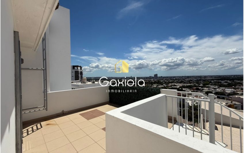 Se RENTA Casa ubicada en Privada Interlomas