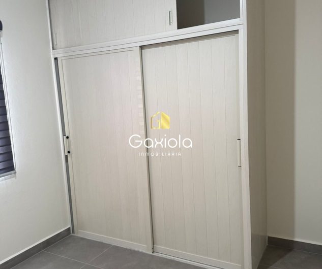 Se RENTA Casa en privada con acceso controlado, Portalegre