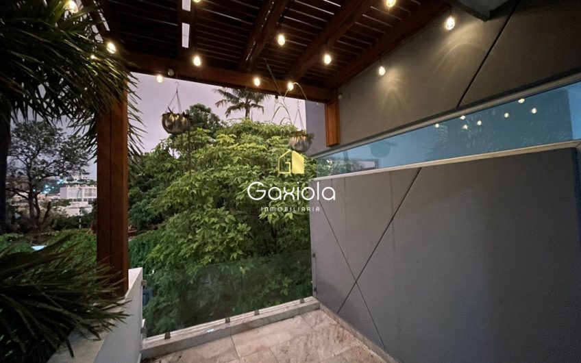 Se RENTA casa en ubicada en privada sector Guadalupe