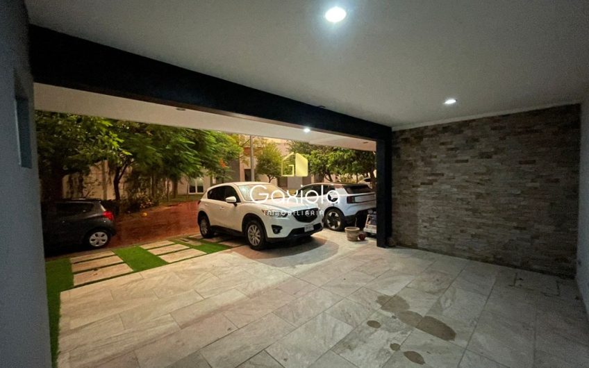 Se RENTA casa en ubicada en privada sector Guadalupe