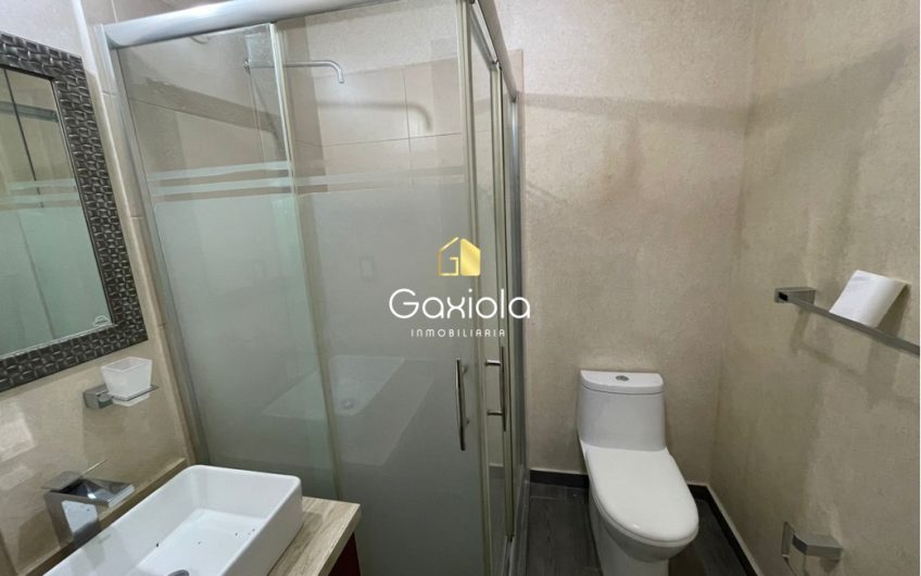 Se RENTA casa en ubicada en privada sector Guadalupe