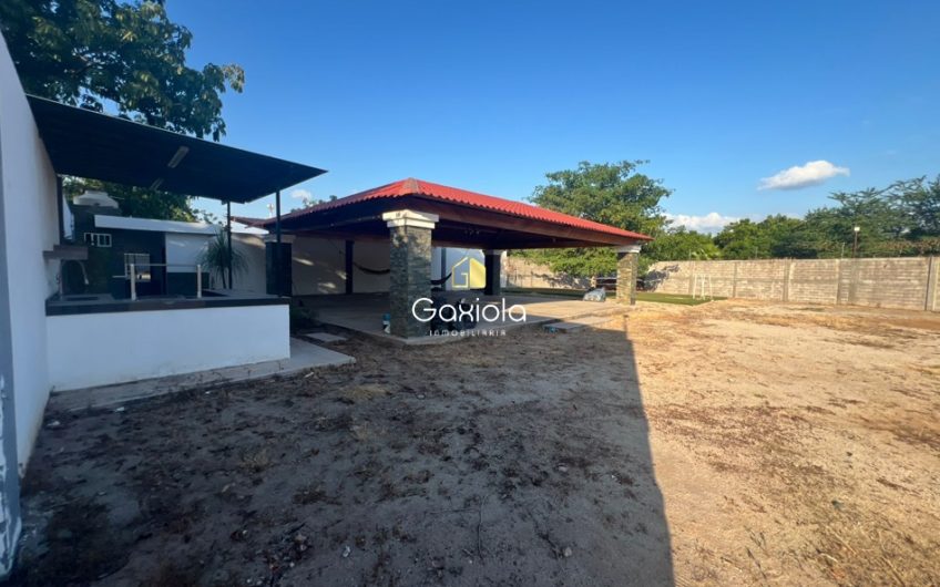 Se RENTA terreno en Col. El ranchito