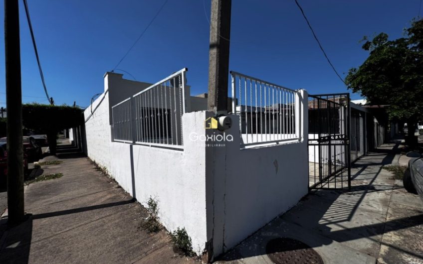 Se VENDE casa de un piso en esquina, Col. Providencia