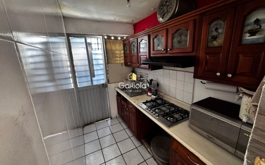 Se VENDE casa de un piso en esquina, Col. Providencia