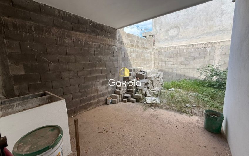 Se RENTA casa en Villa Fontana, sector Santa Fe