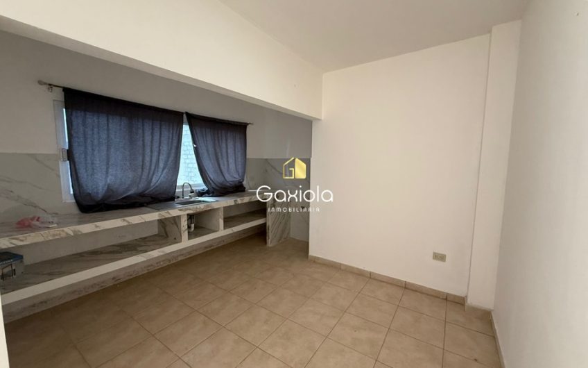 Se RENTA casa en Villa Fontana, sector Santa Fe