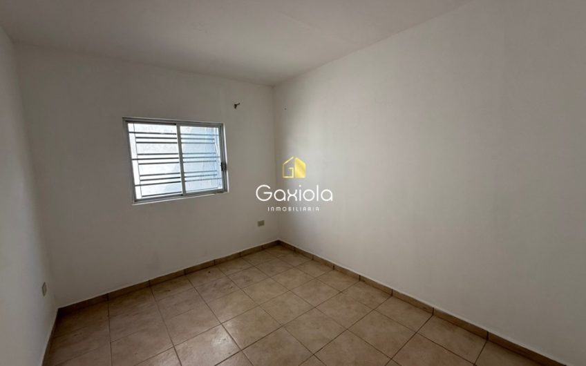 Se RENTA casa en Villa Fontana, sector Santa Fe