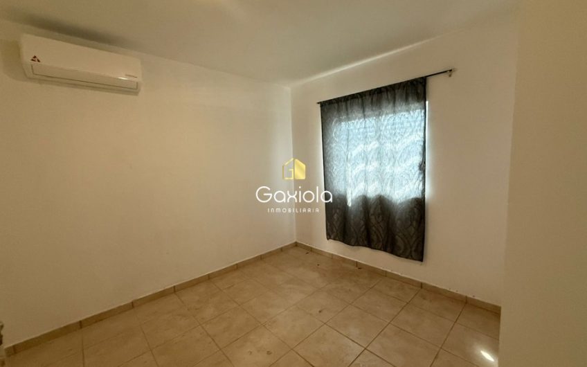 Se RENTA casa en Villa Fontana, sector Santa Fe